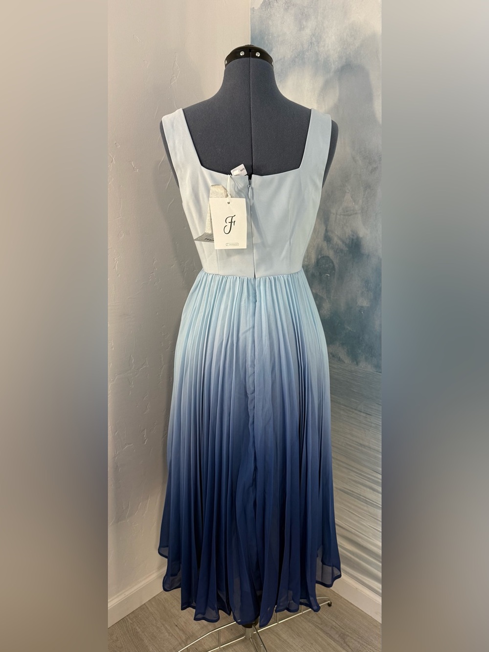 Women's Ombre Light to Navy Blue Pleated Maxi Dress #355 - Picture 4 of 12